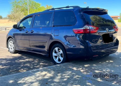 2020 Toyota Sienna Le из США, поврежденный, VIN 5TDKZ3DC1LS04384